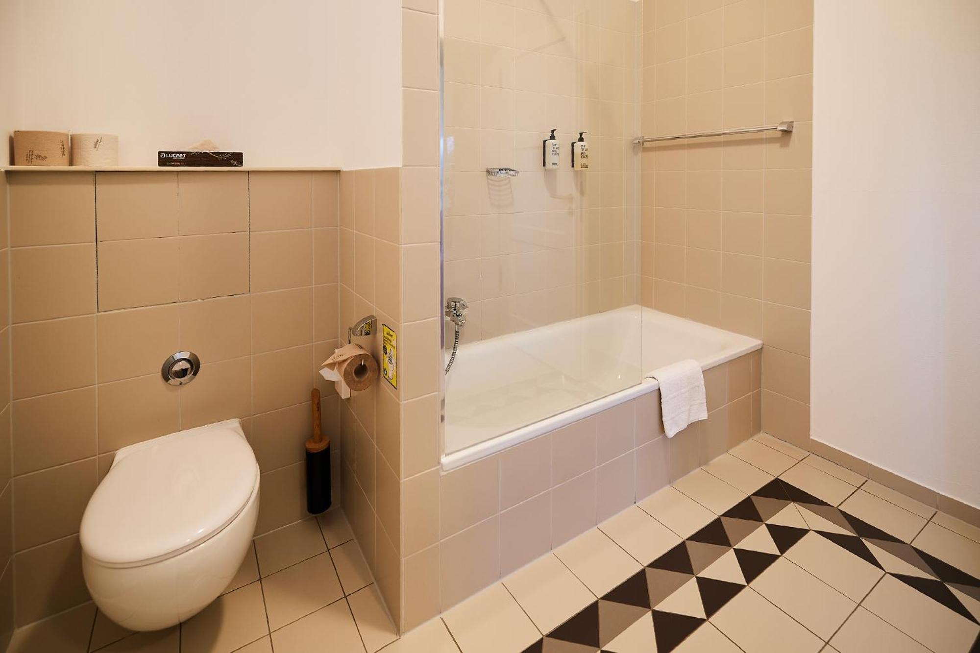 Ahead Burghotel Lenzen Екстериор снимка
